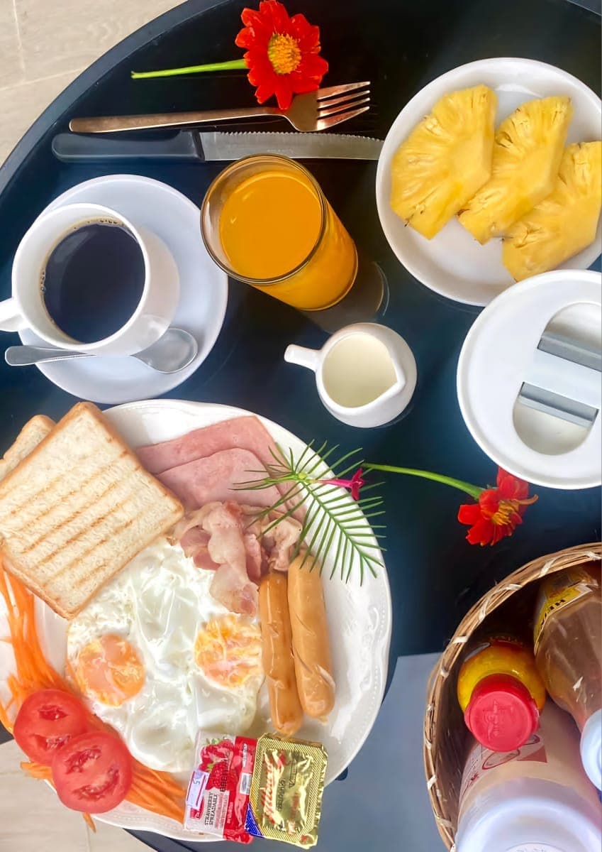 Breakfast from the Bamboo Hut restaurant with coffee and fresh juice